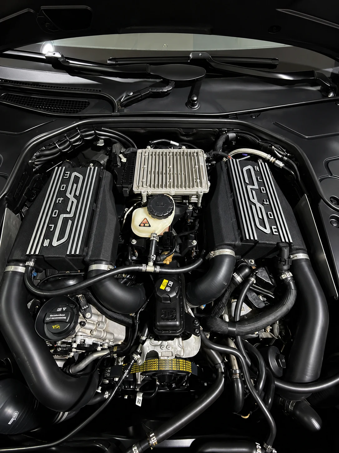 Mercedes Oil Change in Dubai