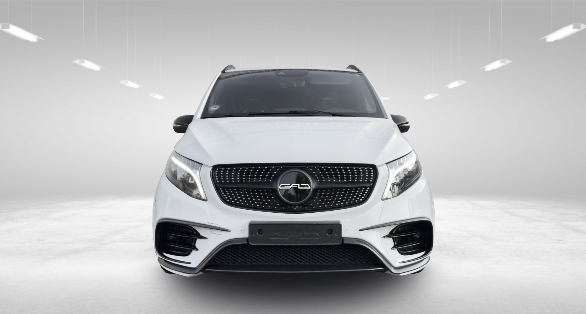 مرسيدس V-Class VRX في دبي